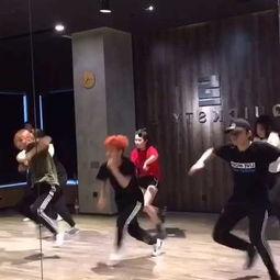 成人好玩的舞蹈有哪些视频,盘点热门成人娱乐舞蹈视频